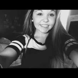 Meet your Posher, Marissa