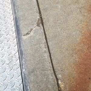 Meet your Posher, Mia