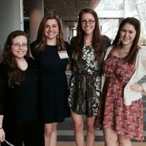 Meet your Posher, Melanie