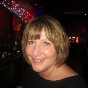 Meet your Posher, Joni