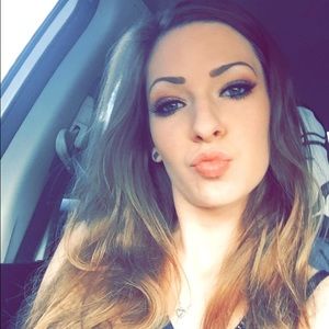 Meet your Posher, Haleigh