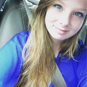 Meet your Posher, Jade