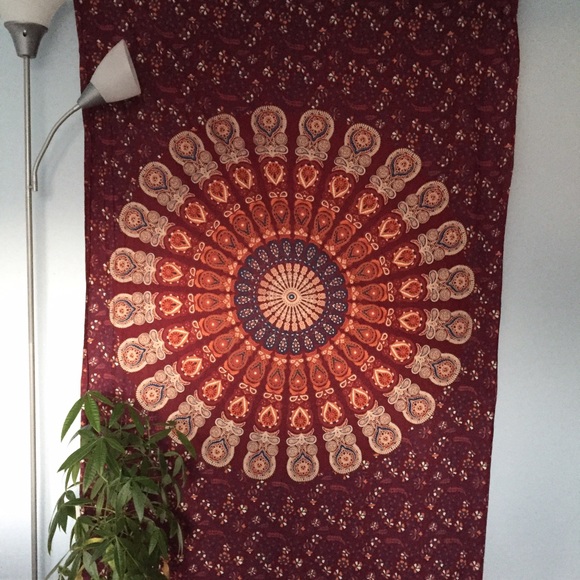🌟Sold on Merc🌟 Boho tapestry - Picture 2 of 3