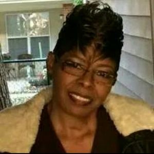 Meet your Posher, Evelyn