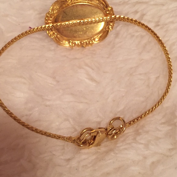 SOLD-⚡️HP 11/8🎉Gold & Pink Bracelet - Picture 3 of 3