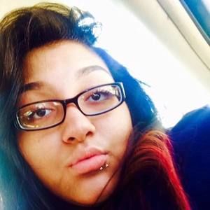 Meet your Posher, Sabrina