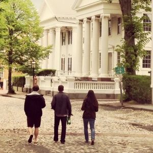 Meet your Posher, Amy