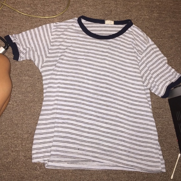 BRANDY MELVILLE TOP