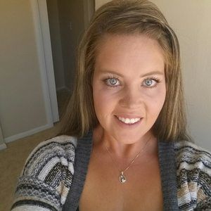 Meet your Posher, Breanna