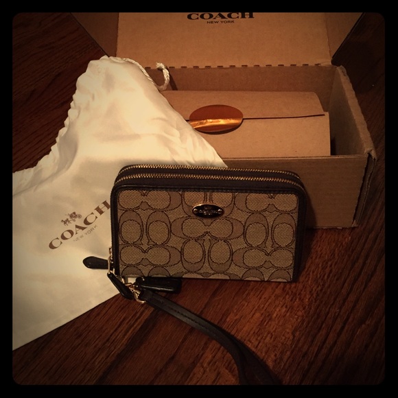 Coach doublezip wristlet wallet traditional fabric