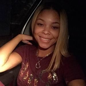 Meet your Posher, Candice