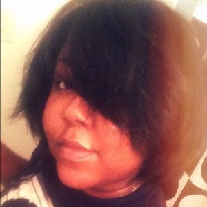 Meet your Posher, Ebony