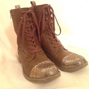 R2 Glitter Lace Up Boots