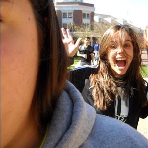 Meet your Posher, Desiree