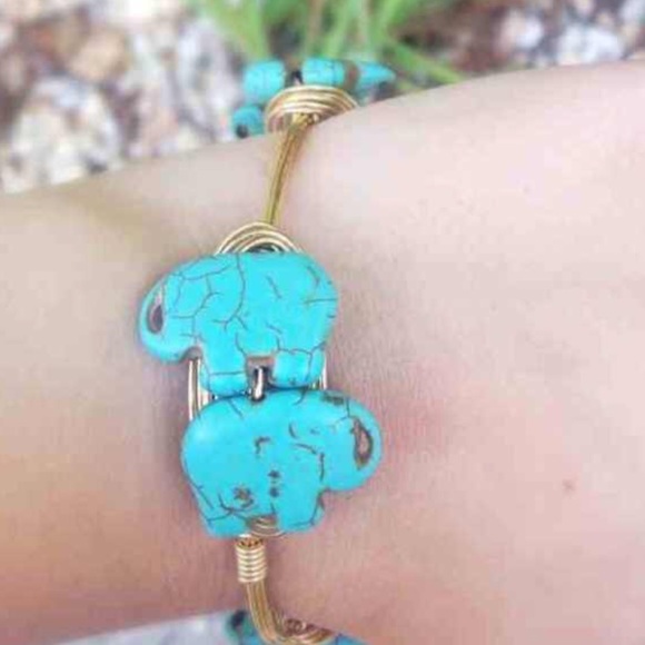 Handmade Jewelry - HANDMADE! :: Turquoise Elephant Bangle ::