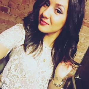 Meet your Posher, Ashley