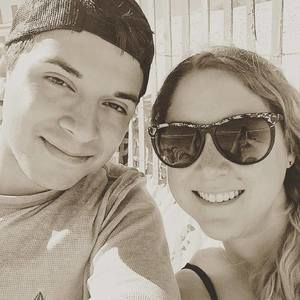 Meet your Posher, Whitney