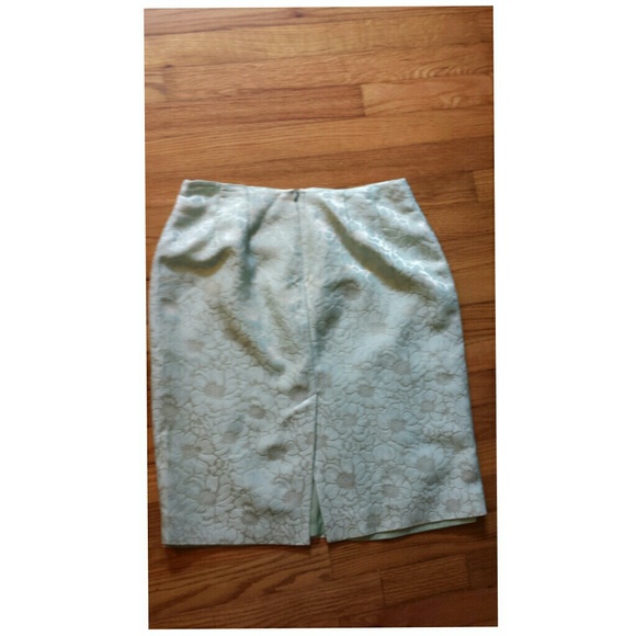 🚫SOLD IN BUNDLE🚫Vtg. silk Scaasi skirt - Picture 3 of 3