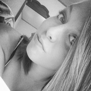 Meet your Posher, Hope