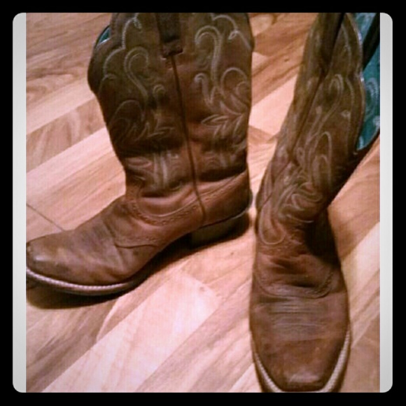 Ariat cowboy boots woman size 8