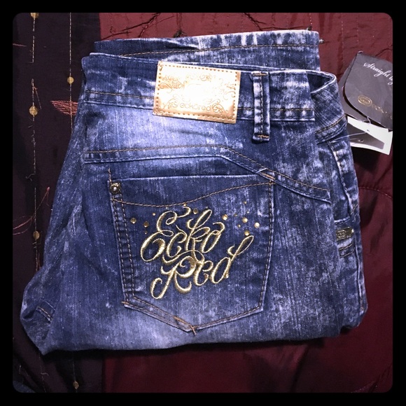 NEVER worn blue jeans