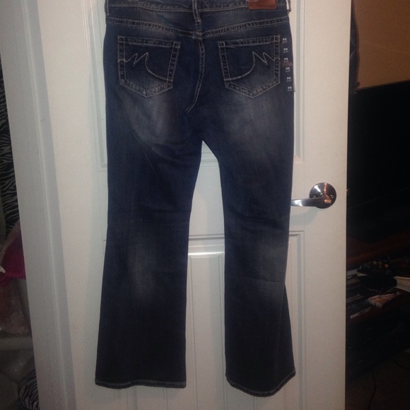 Jeans - Picture 3 of 3