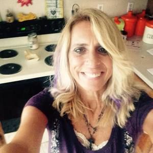 Meet your Posher, Adeline