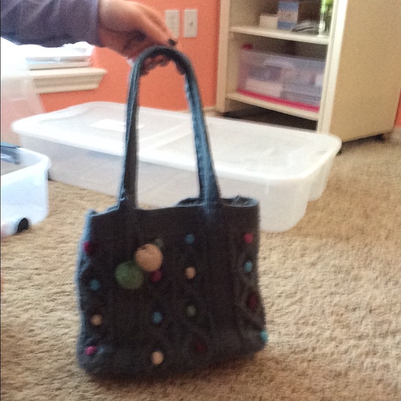 Adorable Sweater Handbag! - Picture 2 of 3