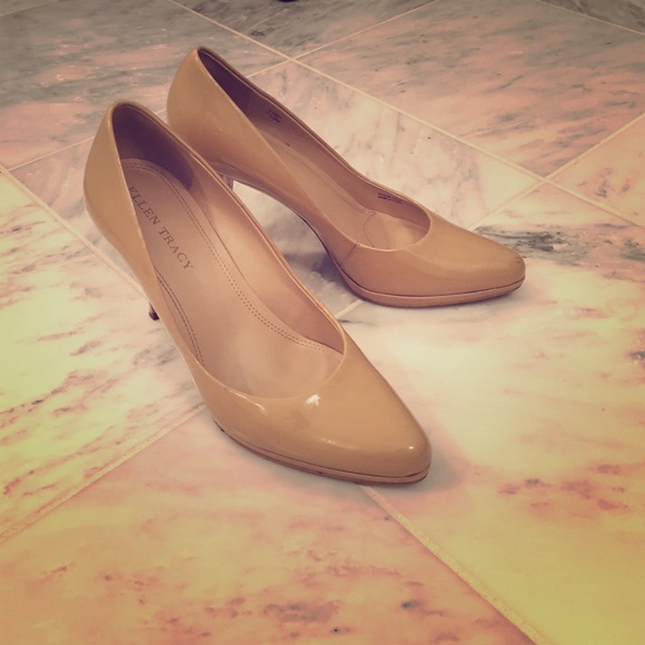 Ellen Tracy patent leather heels.