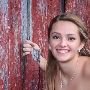 Meet your Posher, Kym