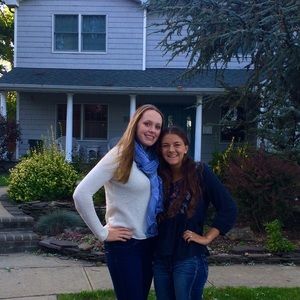 Meet your Posher, Hannah