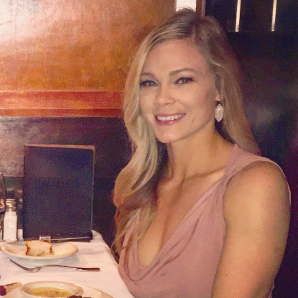 Meet your Posher, Meg - Picture 2 of 4