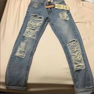 ‼️SALE TODAY ONLY Distressed boyfriend jeans