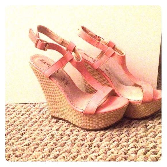 Brand new pink wedges
