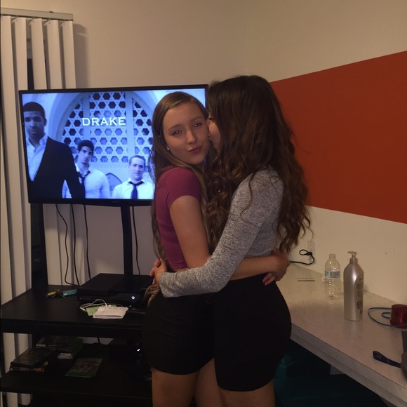 Meet your Posher, Shelby