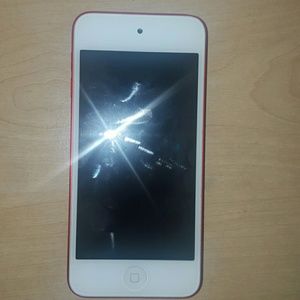 Ipod touch 5th Generation (exclusive red edition)