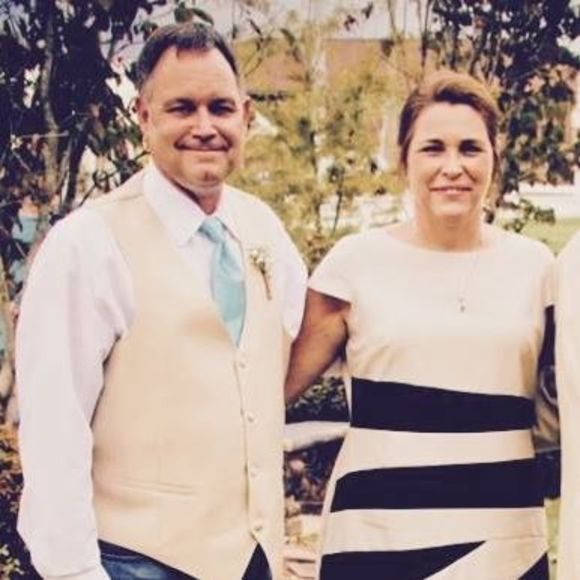 Meet your Posher, Kaye - Picture 1 of 1