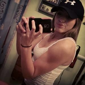 Meet your Posher, Chloe