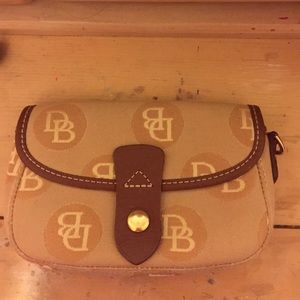 Dooney and Bourke wallet purse