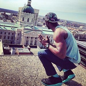 Meet your Posher, Derrick