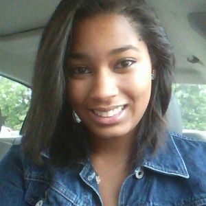 Meet your Posher, Vanessa