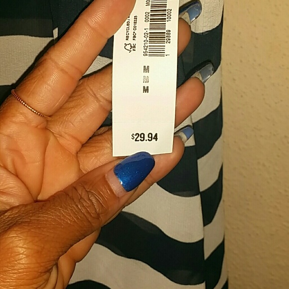 Tops - Picture 3 of 3