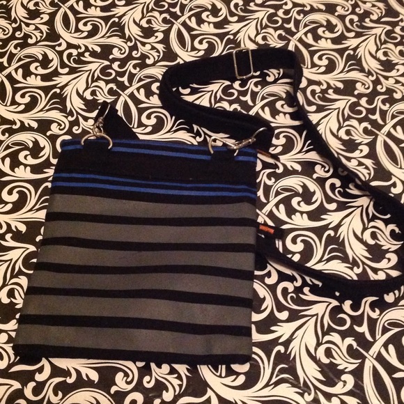 Purse - Picture 2 of 2