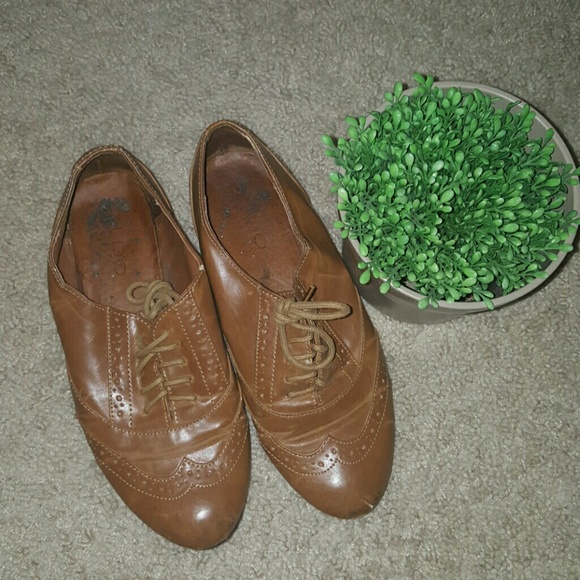 Aldo Oxfords , super cute,  have had some wear.