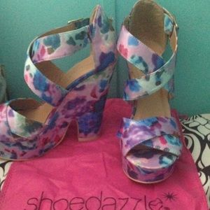 Shoes dazzel floral wedges
