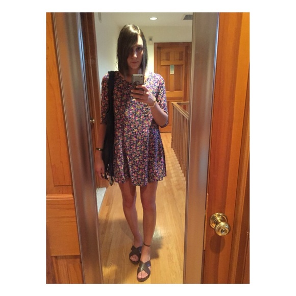 Meet your Posher, Gabriella - Picture 2 of 4