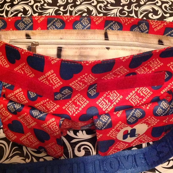 Harajuku Lovers Purse - Picture 3 of 4