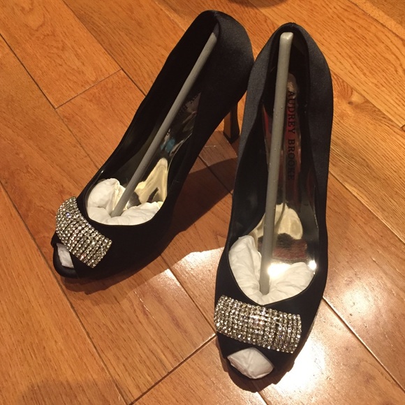 Audrey Brooke pumps heels