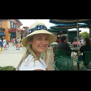 Meet your Posher, Shelley