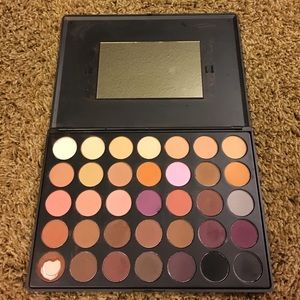 35N morphe palette